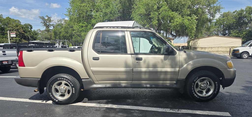 Used 2005 Ford Explorer Sport Trac XLS AWD/4WD image 8