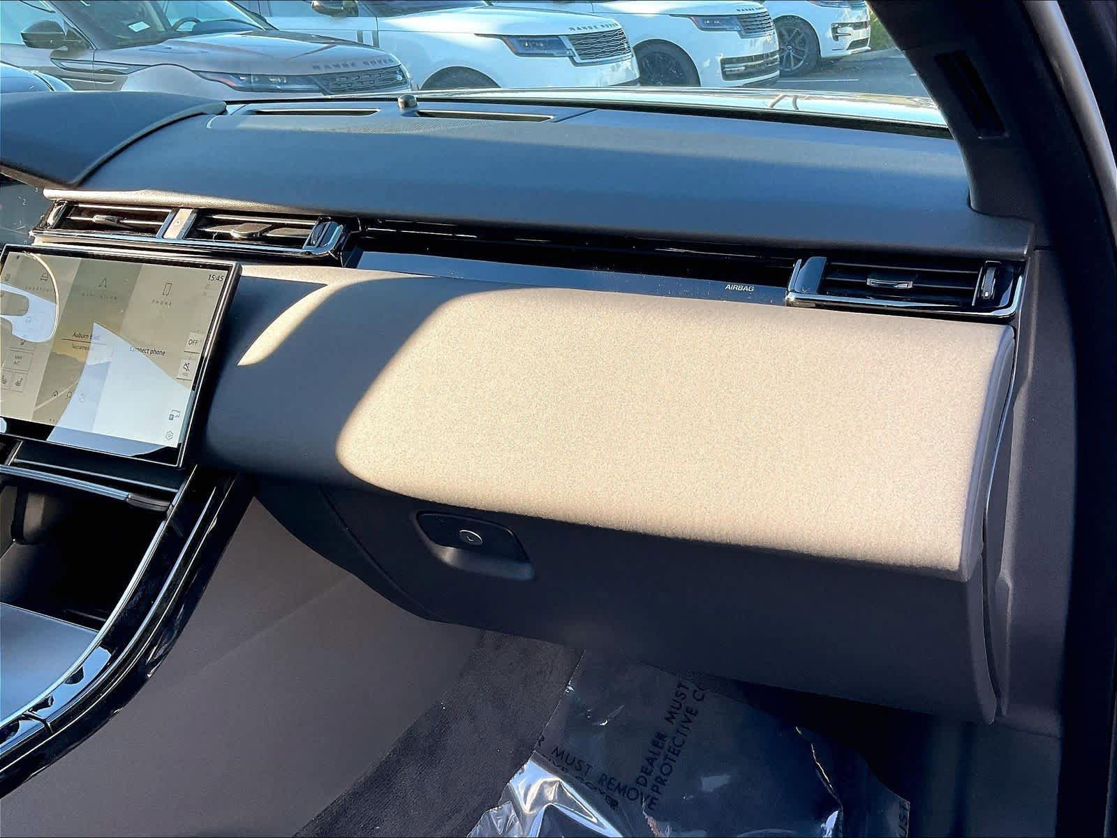 New 2025 Land Rover Range Rover Velar Dynamic SE AWD/4WD image 28