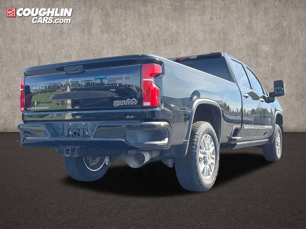 Used 2025 Chevrolet Silverado 2500 High Country w/ High Country Premium Package AWD/4WD image 7