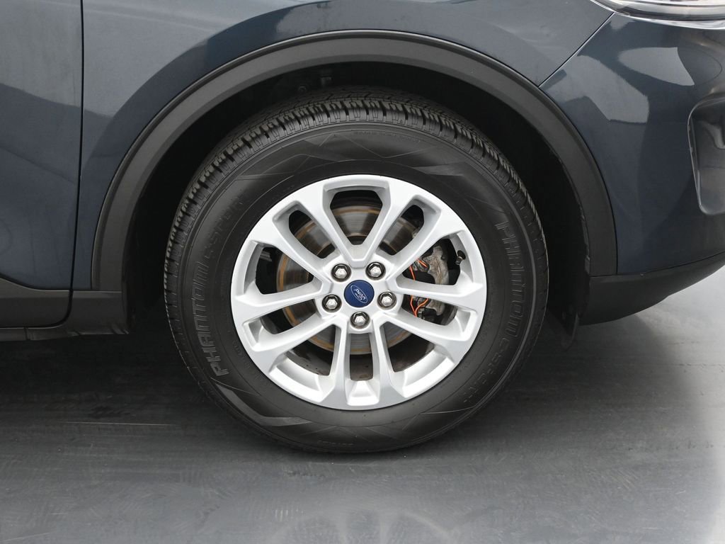 Certified 2022 Ford Escape SE w/ Cold Weather Package AWD/4WD image 24