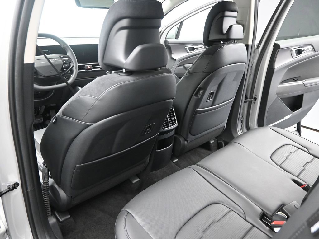 New 2026 Kia Sportage SX image 16