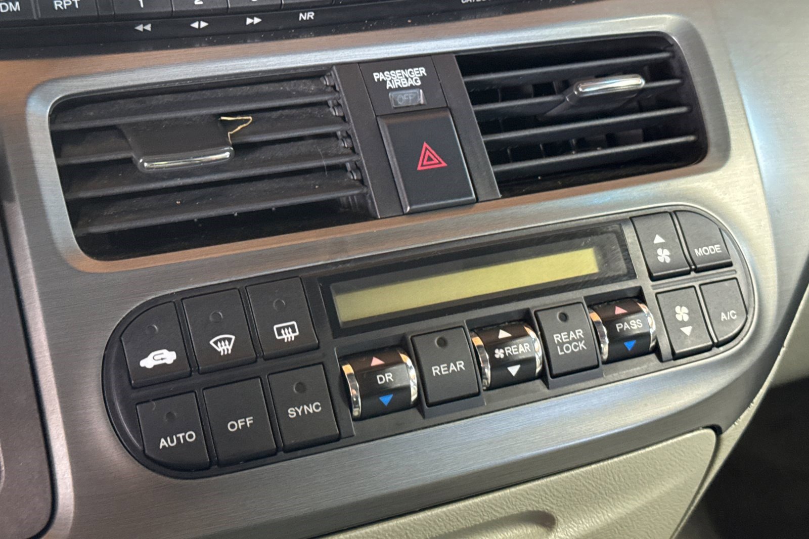 Used 2006 Honda Odyssey EX-L image 25