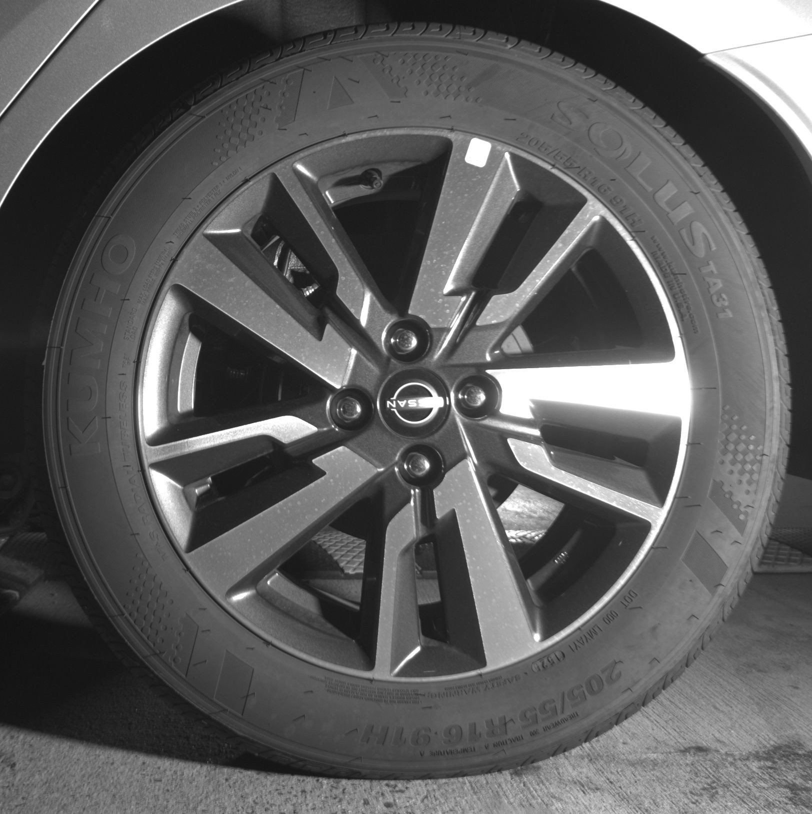 Used 2025 Nissan Versa SV image 14