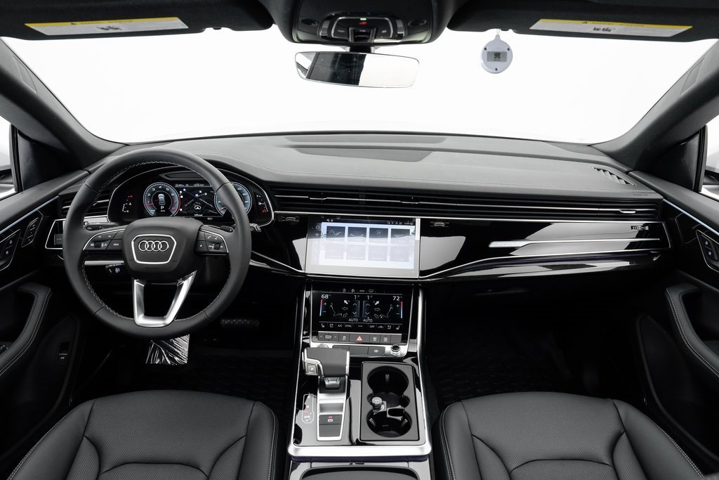 Used 2025 Audi Q8 Premium Plus w/ Premium Plus Package image 24