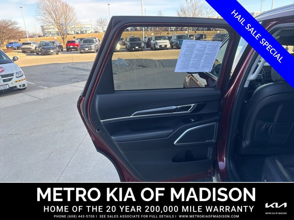 Used 2024 Kia Telluride S w/ S Sunroof Package FWD image 24