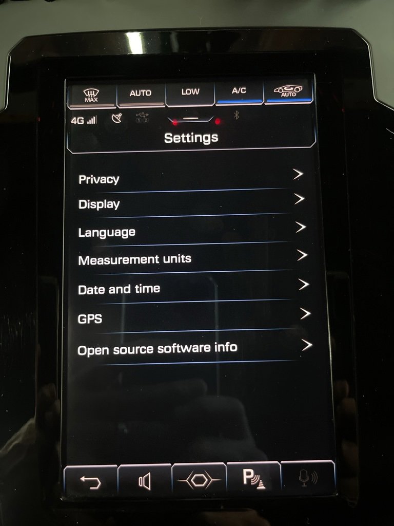 Used 2020 Lamborghini Huracan EVO image 32