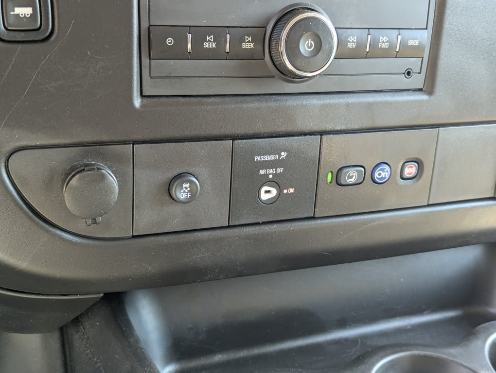 Used 2023 Chevrolet Express 3500 LS w/ Chrome Appearance Package RWD image 19