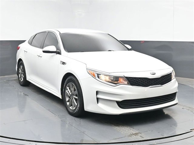 Used 2016 Kia Optima LX w/ Technology Package image 2