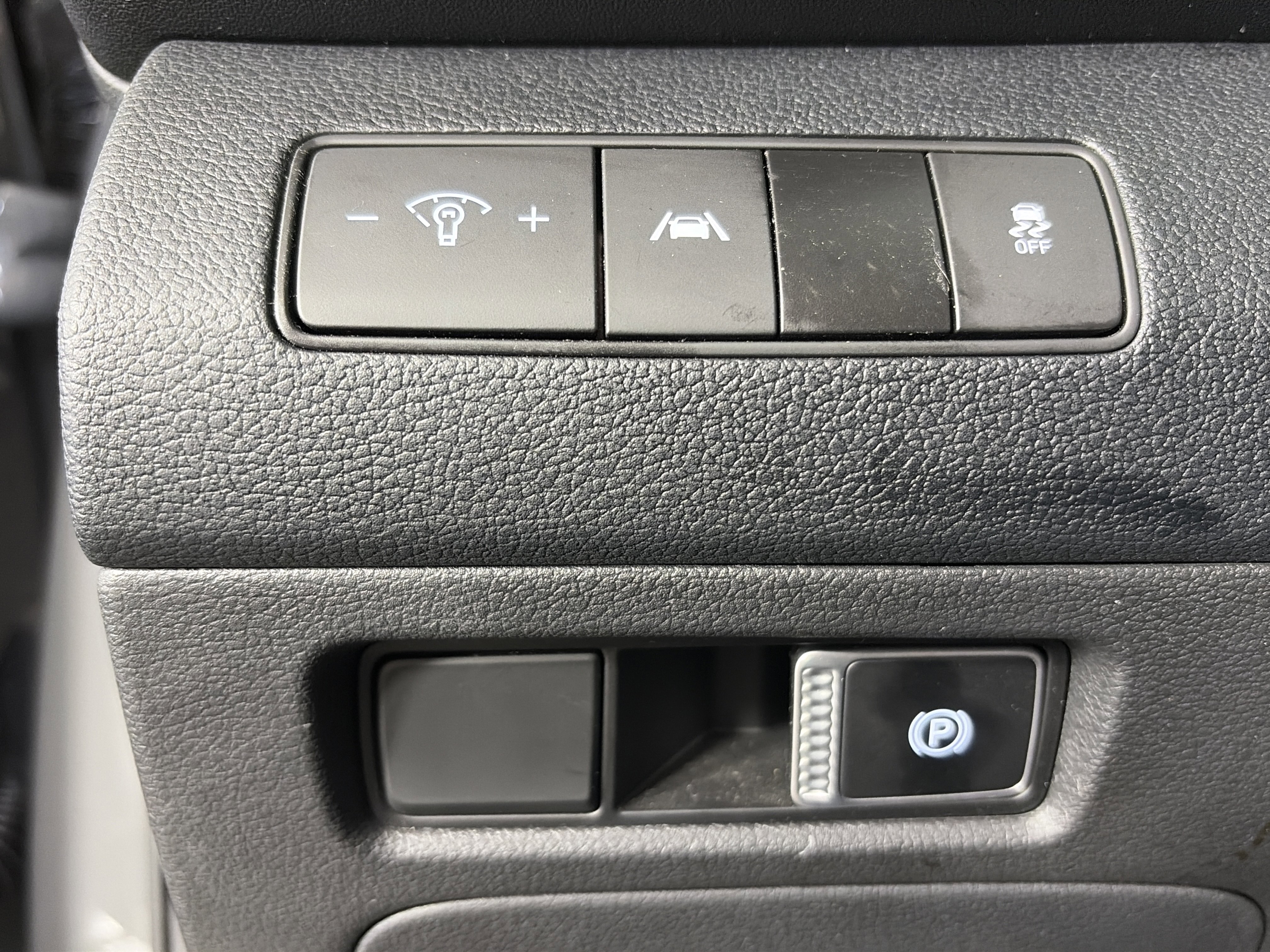 Certified 2023 Hyundai Santa Fe SE image 25