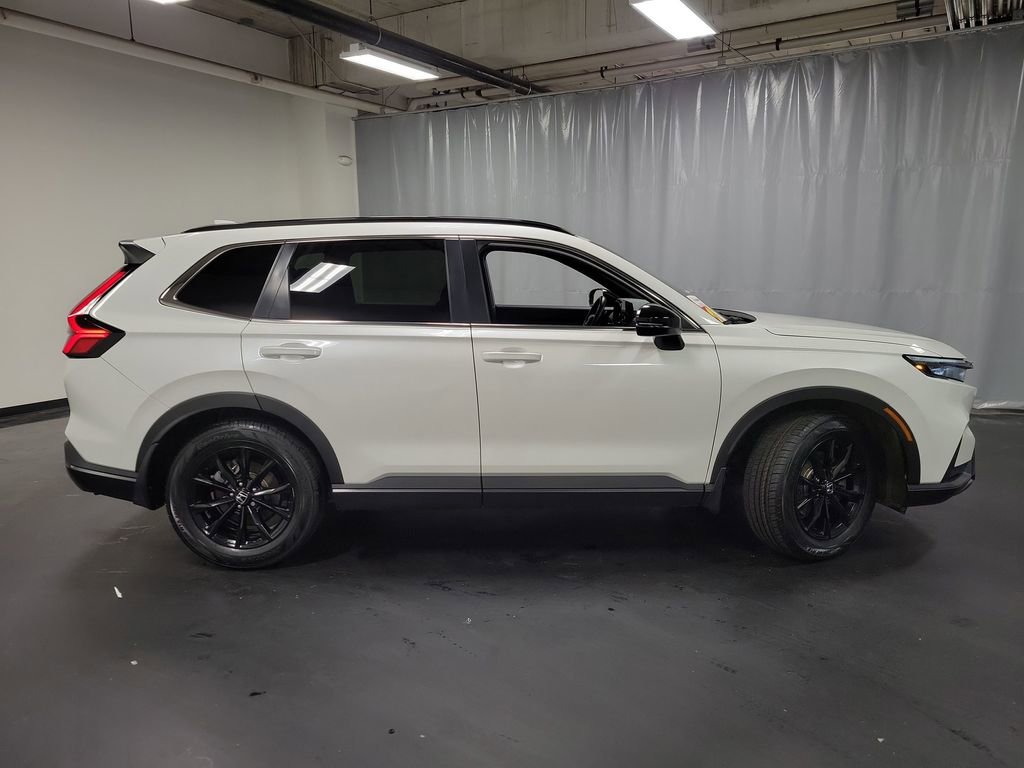 Used 2025 Honda CR-V Sport image 9