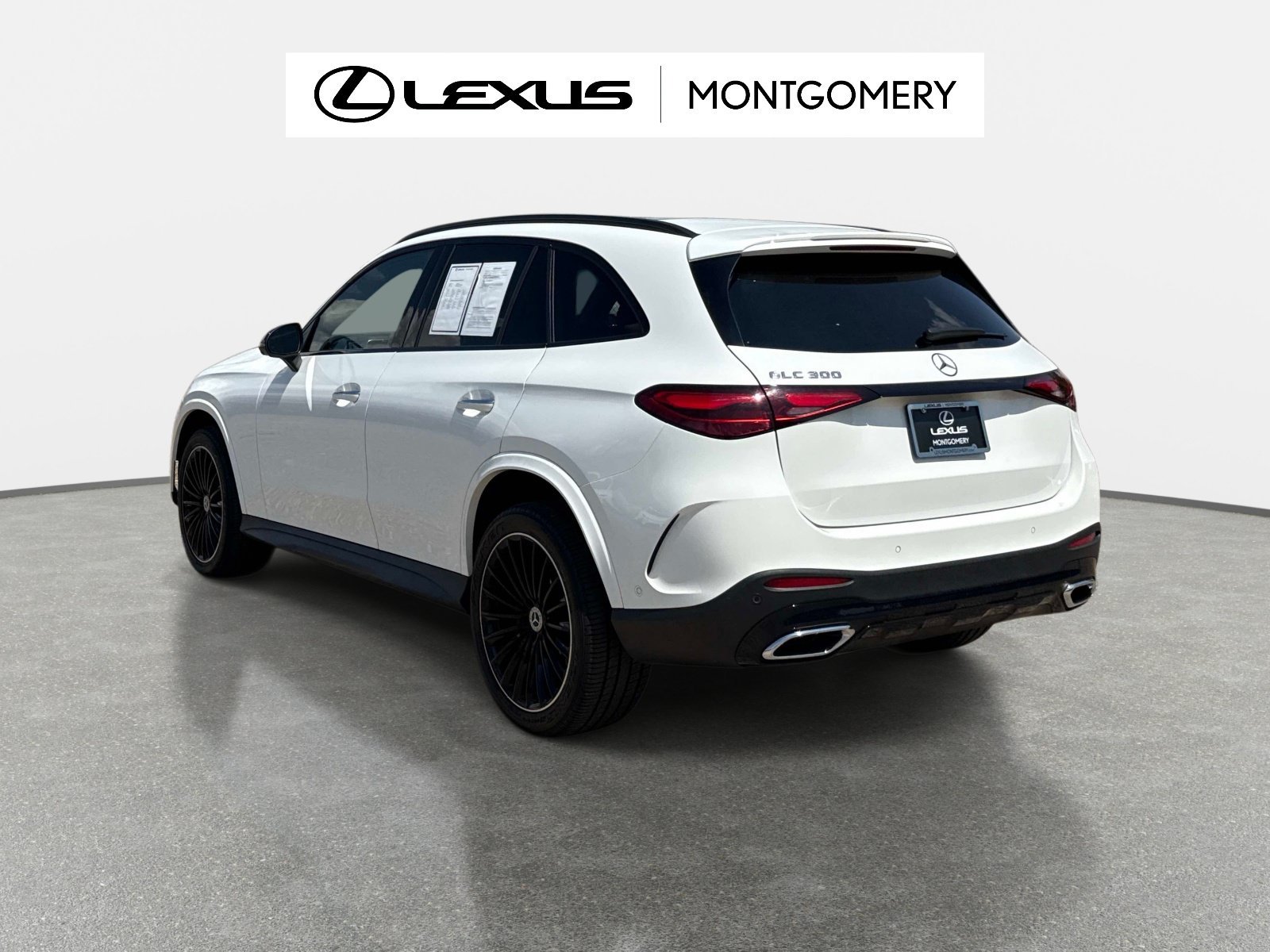 Used 2023 Mercedes-Benz GLC 300 image 5