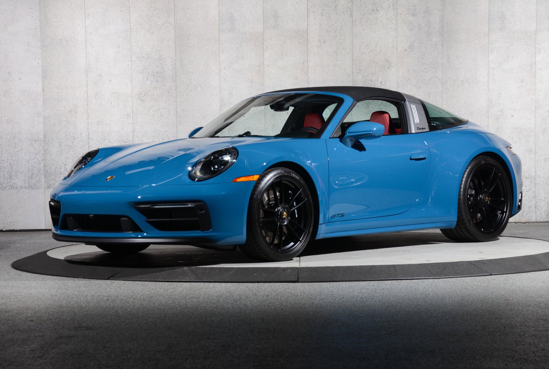 Used 2024 Porsche 911 Targa 4 GTS image 31