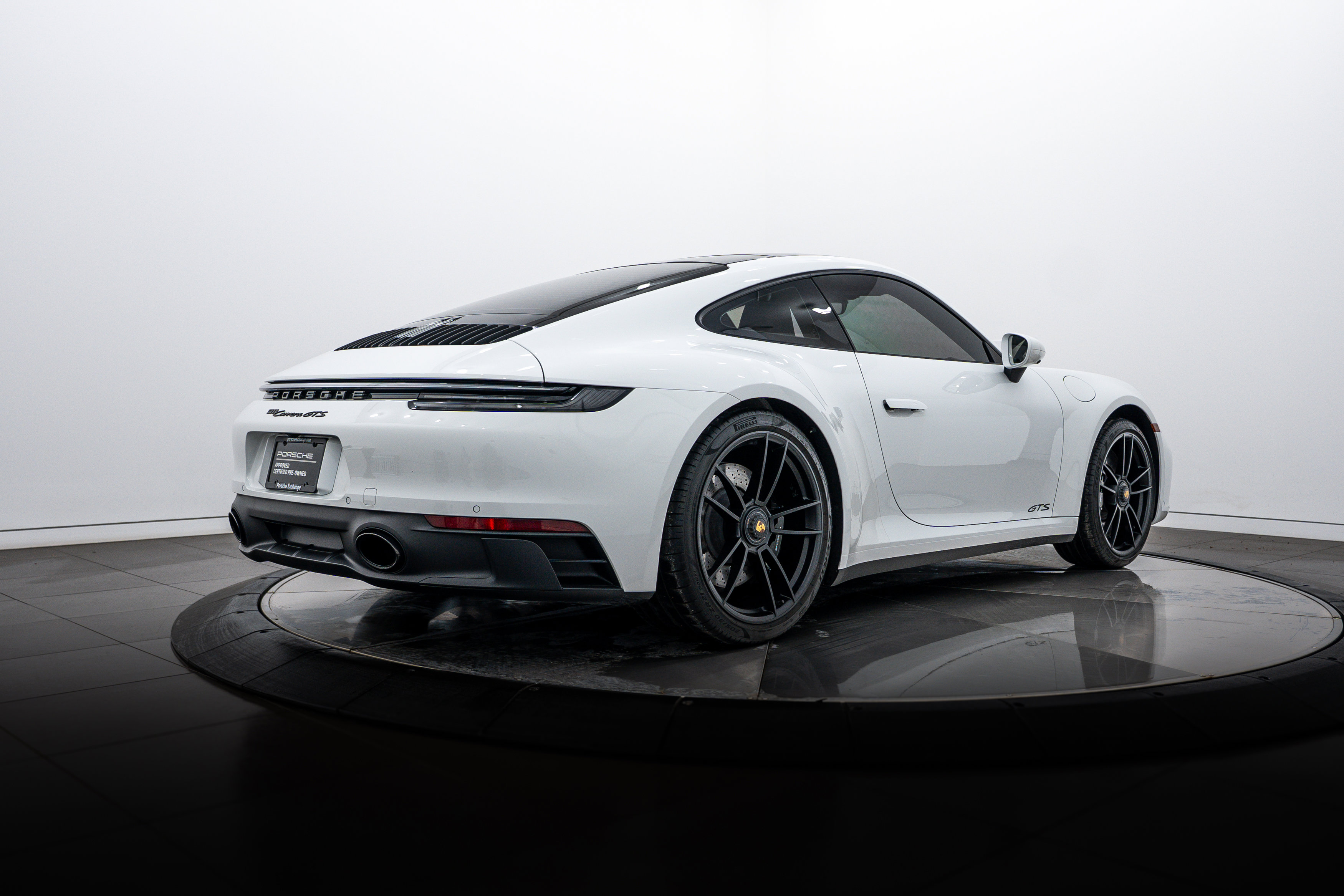 Certified 2024 Porsche 911 Carrera GTS image 7