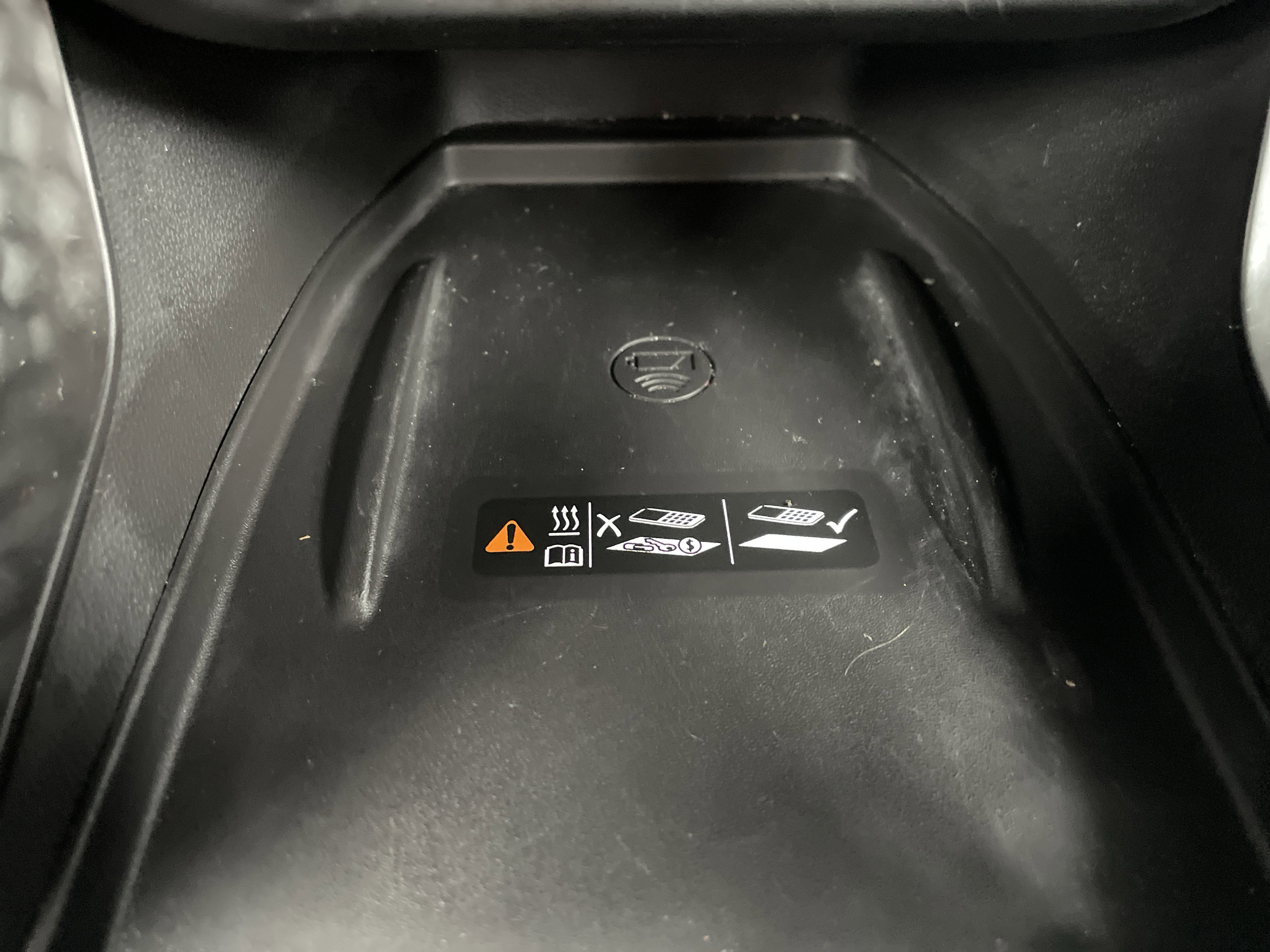 Certified 2022 Chevrolet TrailBlazer RS w/ Technology Package image 37