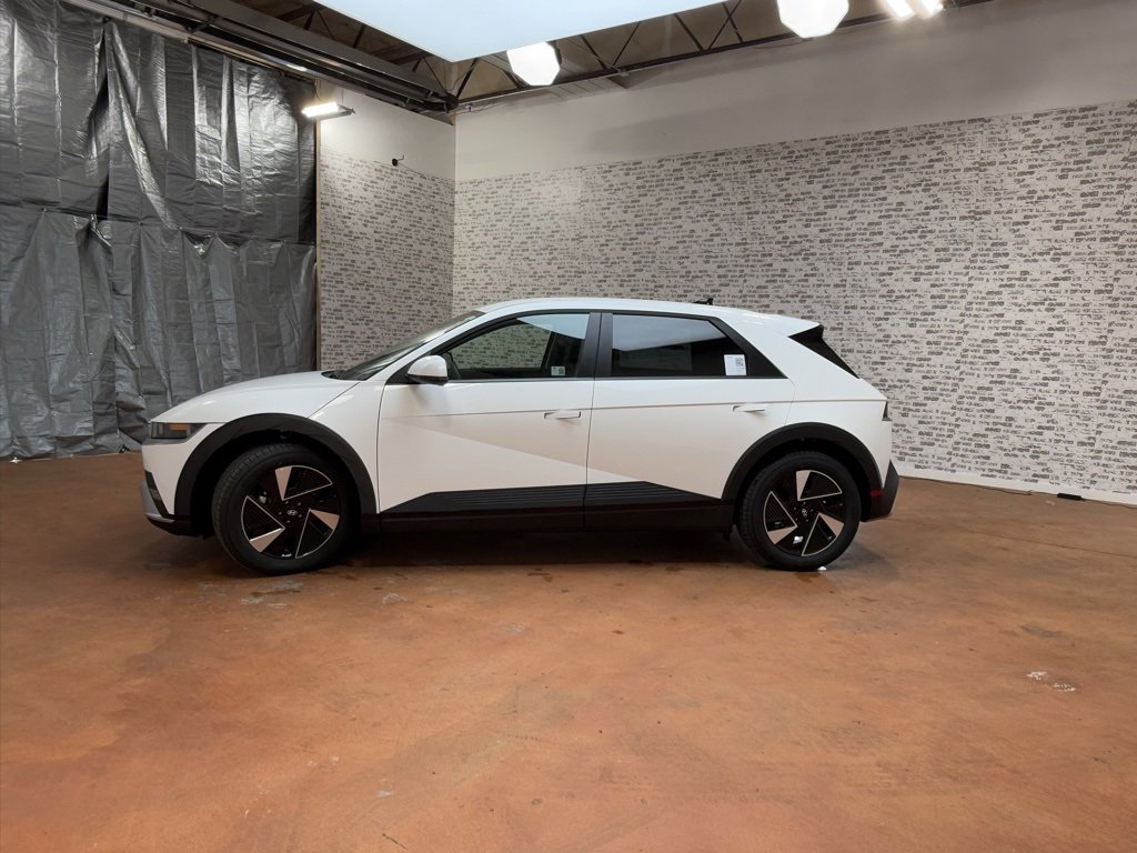 New 2026 Hyundai Ioniq 5 SE image 5