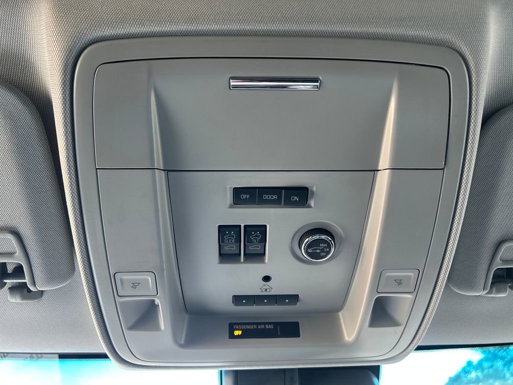 Used 2017 Chevrolet Tahoe LT image 19