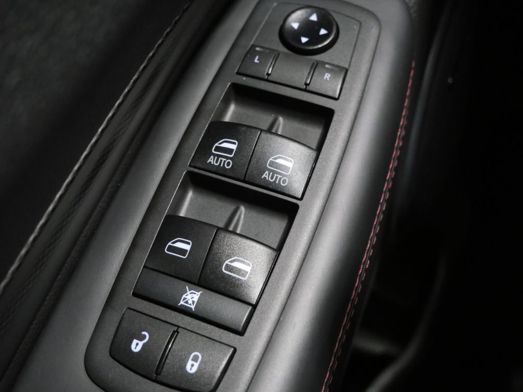 Used 2021 Dodge Durango R/T w/ Technology Group AWD/4WD image 13