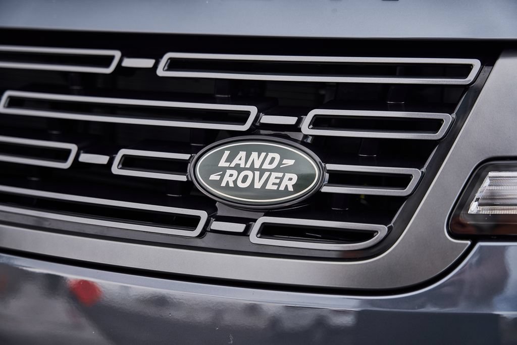 Used 2025 Land Rover Range Rover Sport Dynamic SE AWD/4WD image 8