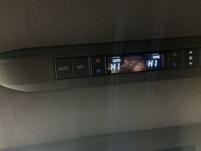 Used 2023 Toyota Sienna XSE image 26