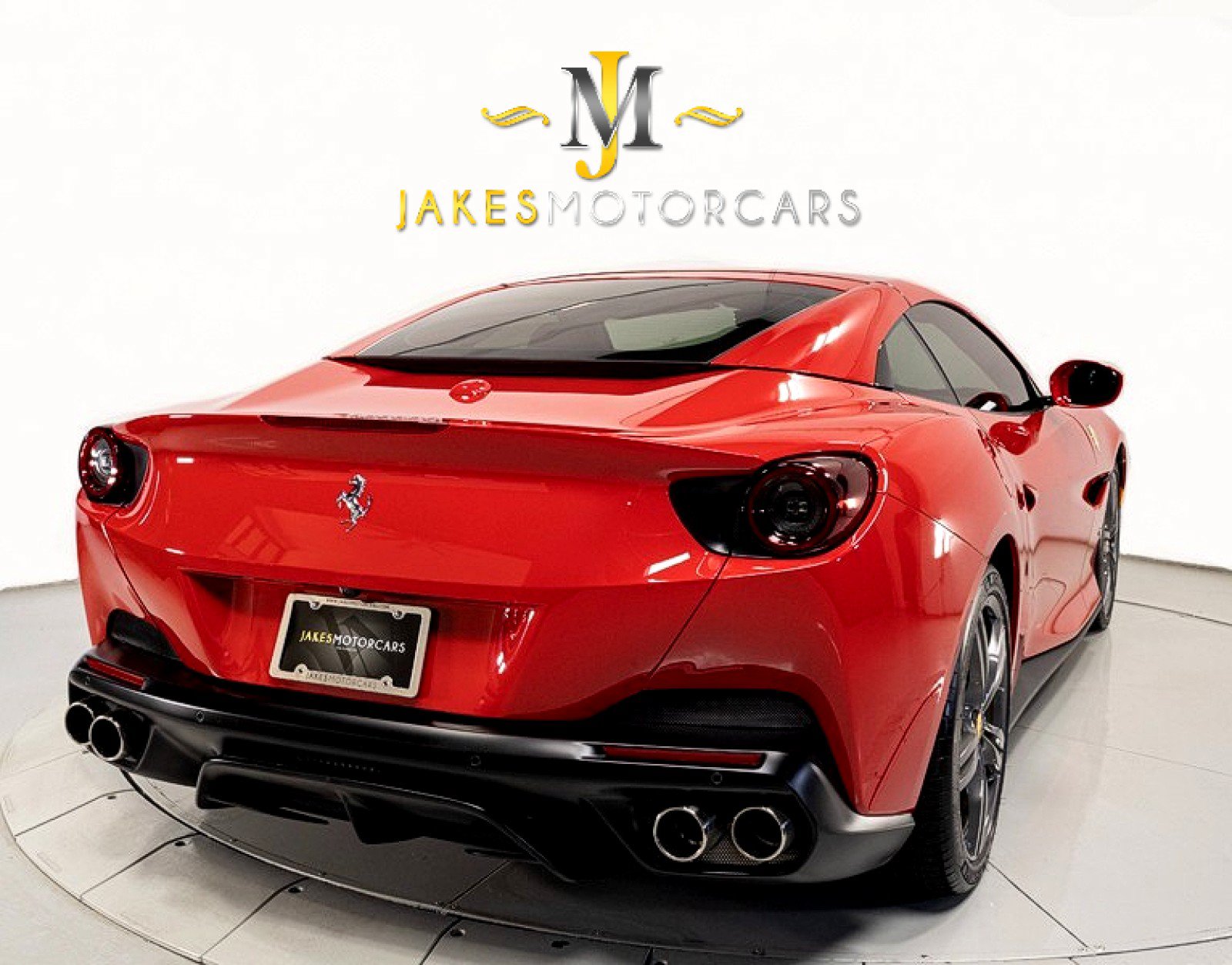 Used 2019 Ferrari Portofino RWD image 12