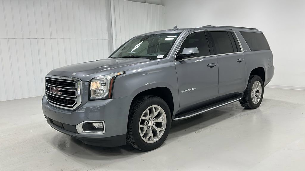 Used 2020 GMC Yukon XL SLE w/ SLE Value Package AWD/4WD image 1