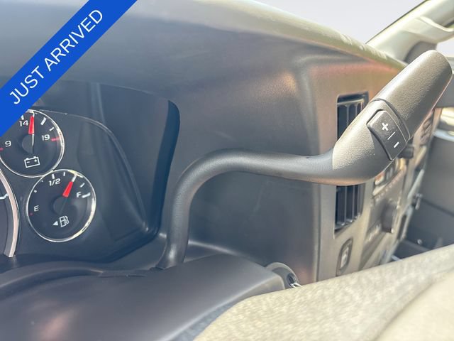 New 2026 Chevrolet Express 2500 w/ Driver Convenience Package RWD image 18