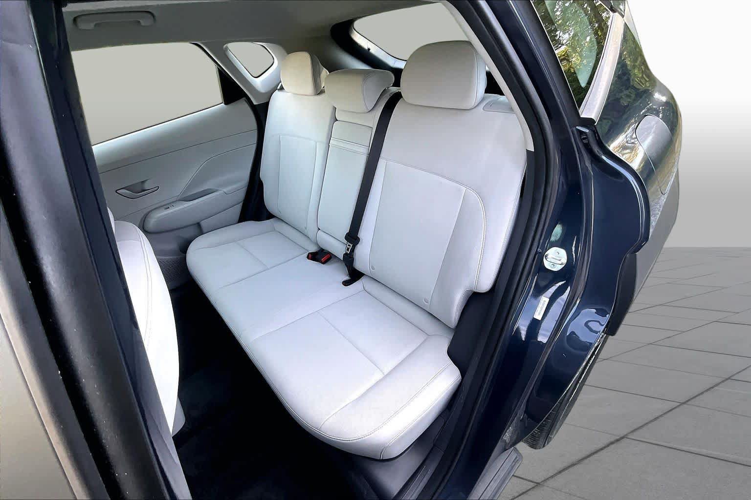 Used 2025 Hyundai Kona SE FWD image 20