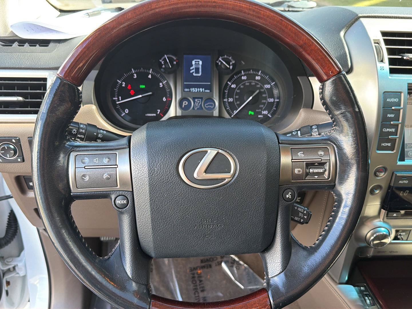 Used 2015 Lexus GX 460 w/ Premium Package AWD/4WD image 20