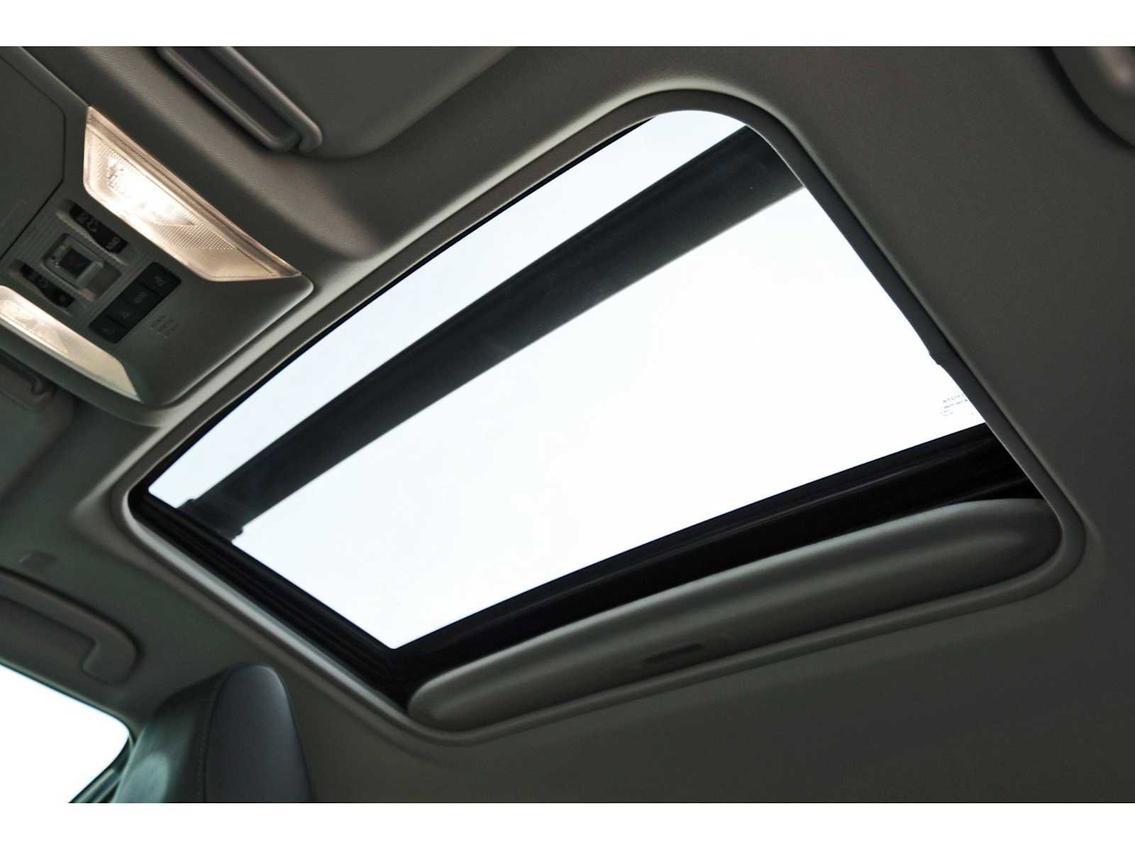 Used 2024 Toyota RAV4 Limited image 28