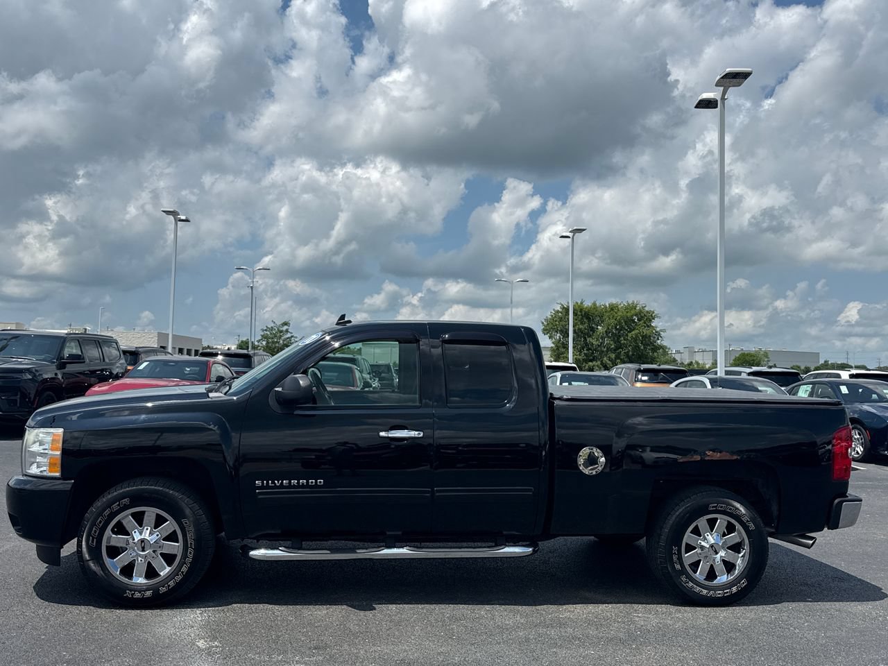 Used 2011 Chevrolet Silverado 1500 LT w/ All-Star Edition RWD image 6