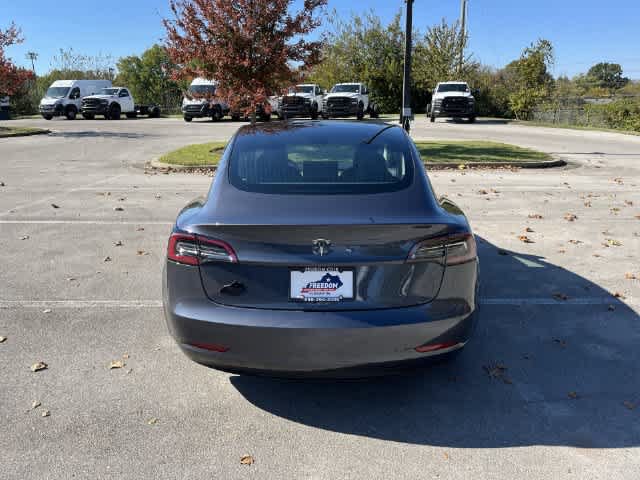 Used 2020 Tesla Model 3 Standard Range RWD image 7