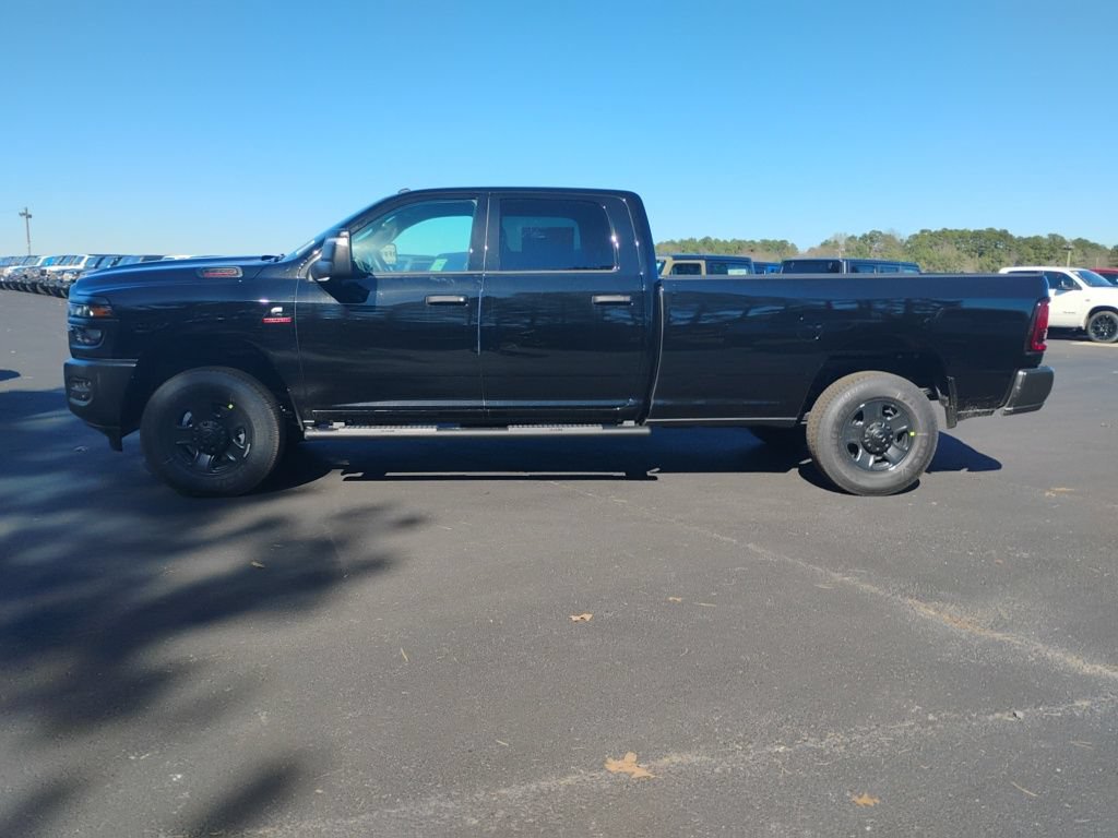New 2026 RAM 3500 Tradesman AWD/4WD image 8