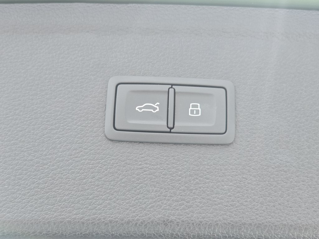 Certified 2023 Audi Q5 Premium w/ Convenience Package AWD/4WD image 27