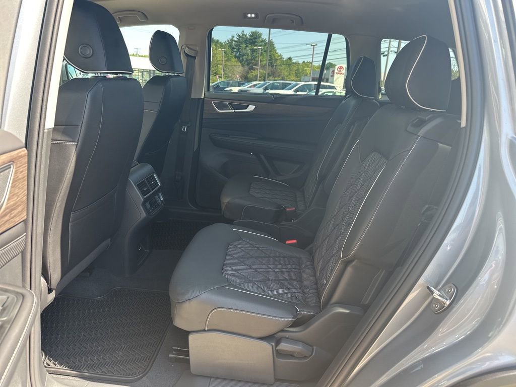 New 2026 Volkswagen Atlas SEL Premium R-Line image 28