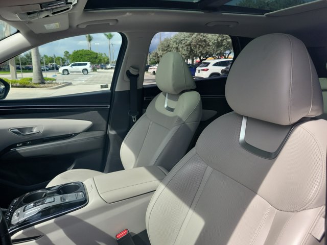 Used 2022 Hyundai Tucson Limited FWD image 22