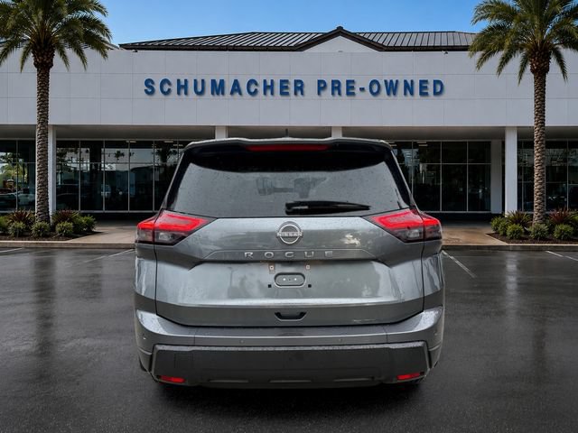 Used 2025 Nissan Rogue S FWD image 6