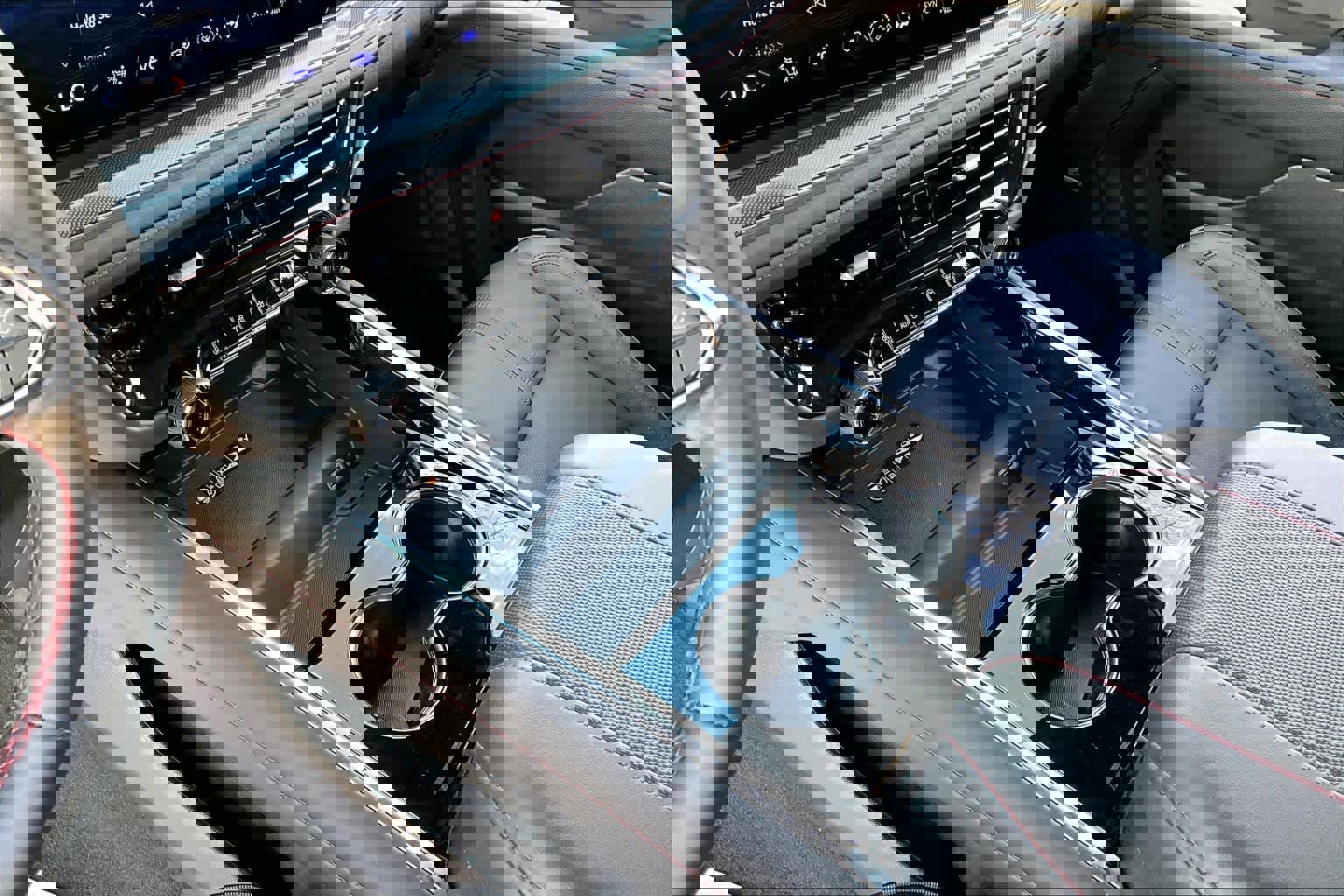 Used 2025 Chevrolet Tahoe RST w/ Comfort Package AWD/4WD image 17