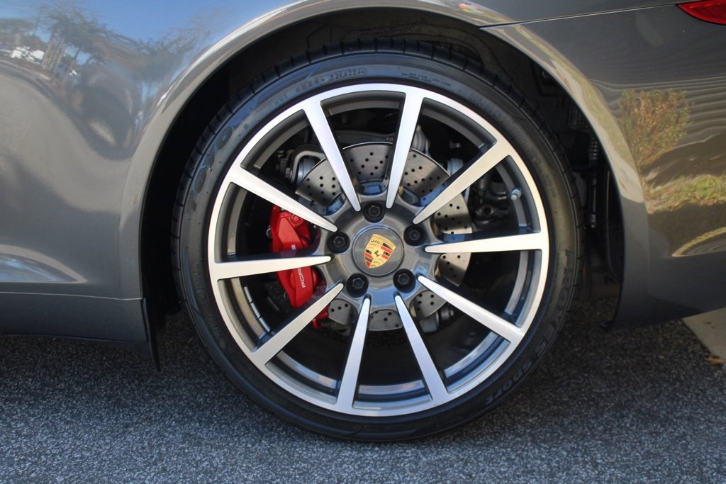 Used 2016 Porsche 911 Carrera S image 13