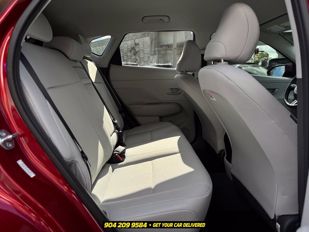 Used 2024 Hyundai Kona SEL FWD image 25