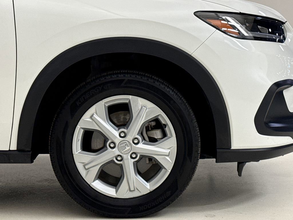 Certified 2023 Honda HR-V LX image 6