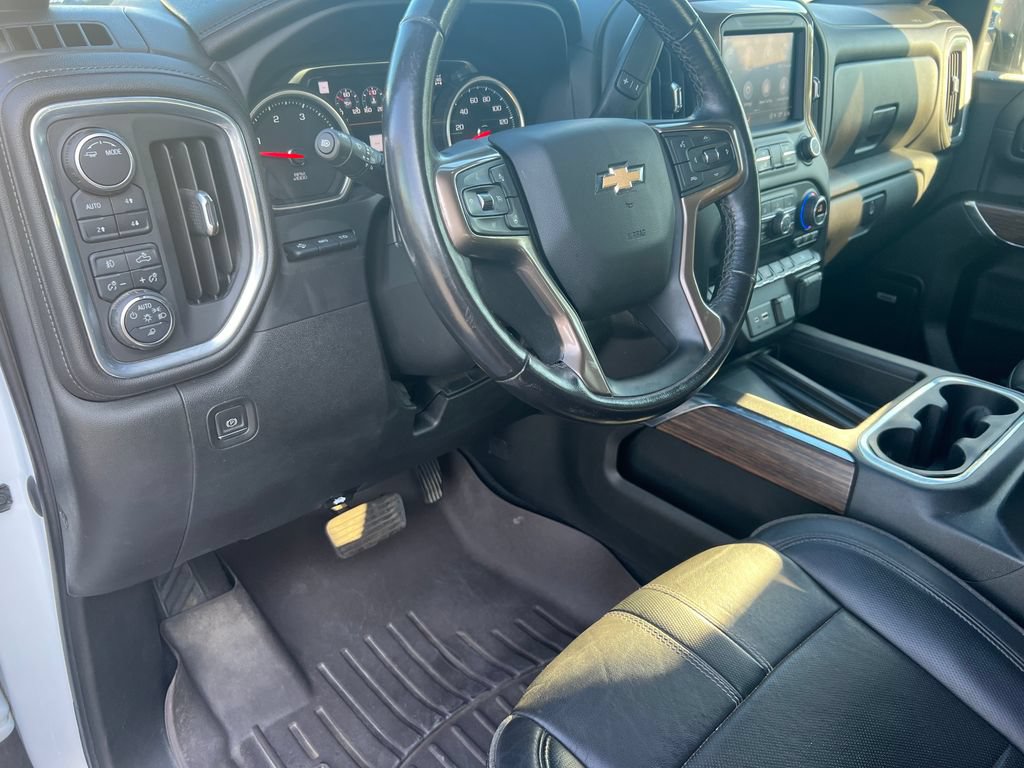 Used 2021 Chevrolet Silverado 3500 High Country w/ Snow Plow Prep/Camper Package AWD/4WD image 27