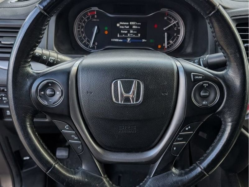 Used 2017 Honda Ridgeline RTL image 17