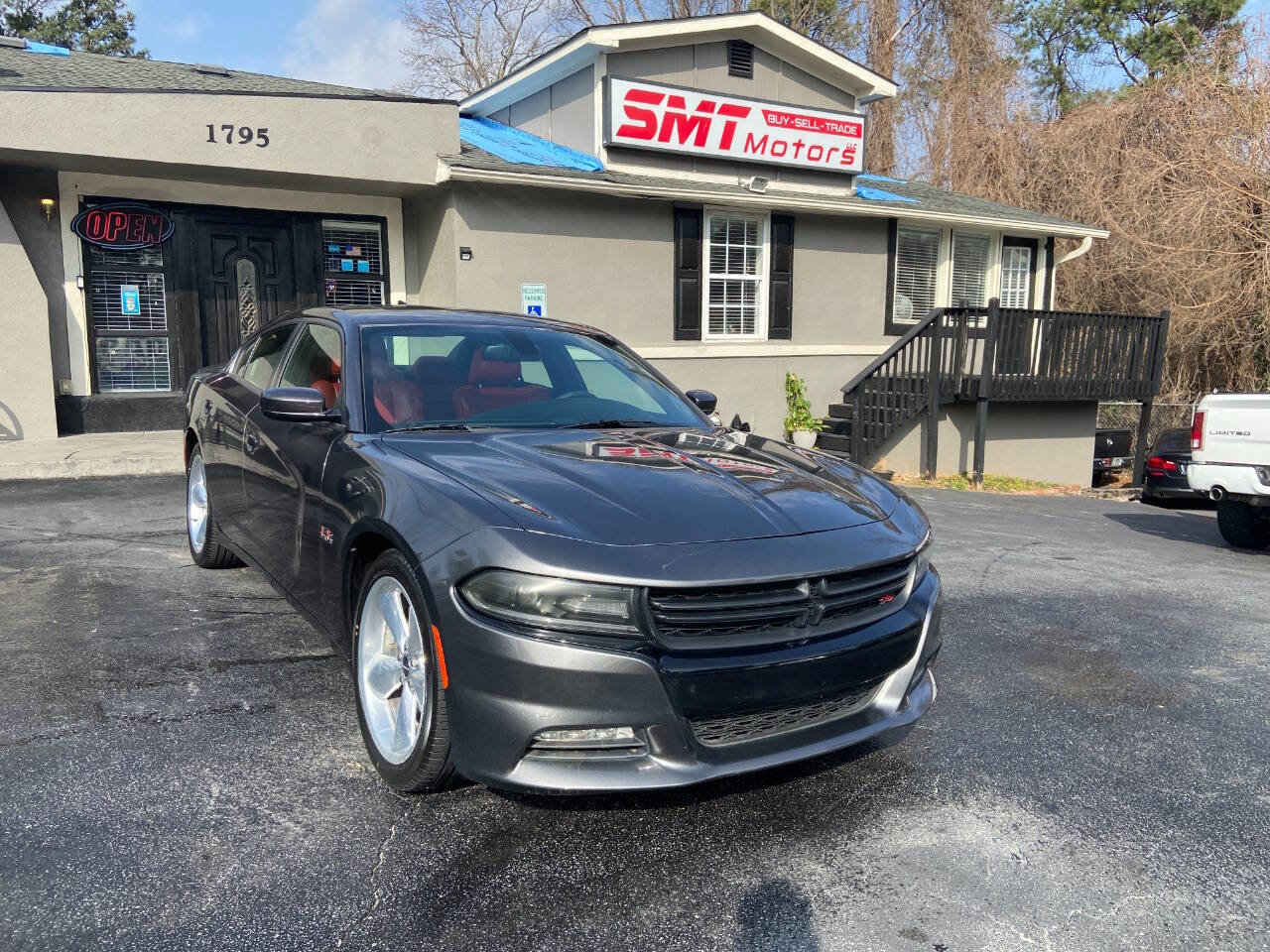 Used 2016 Dodge Charger R/T image 3