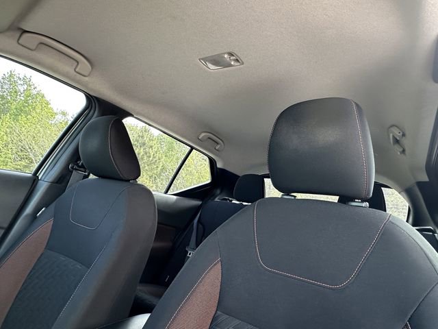 Used 2021 Nissan Kicks SR image 31