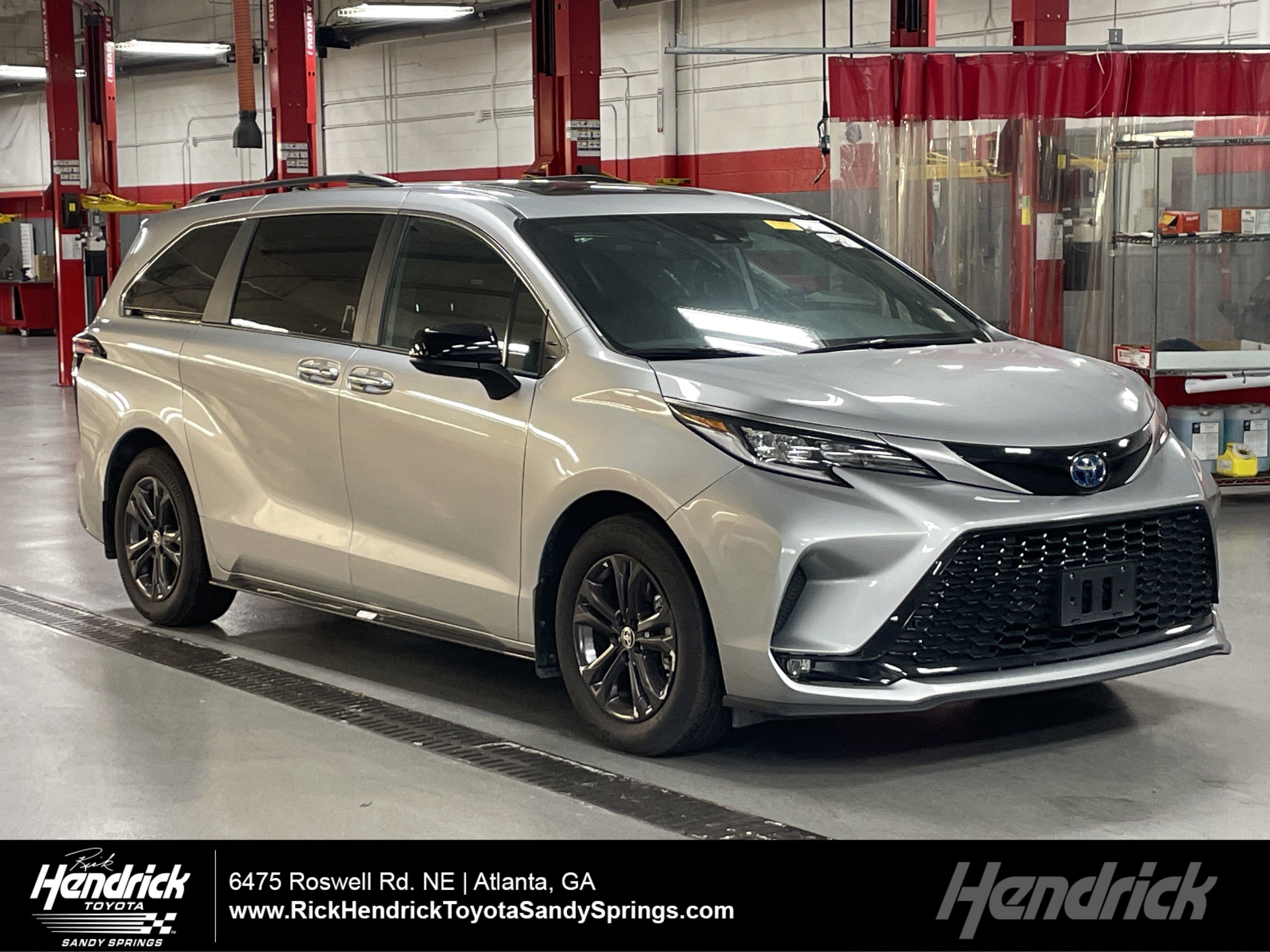 Used 2024 Toyota Sienna XSE