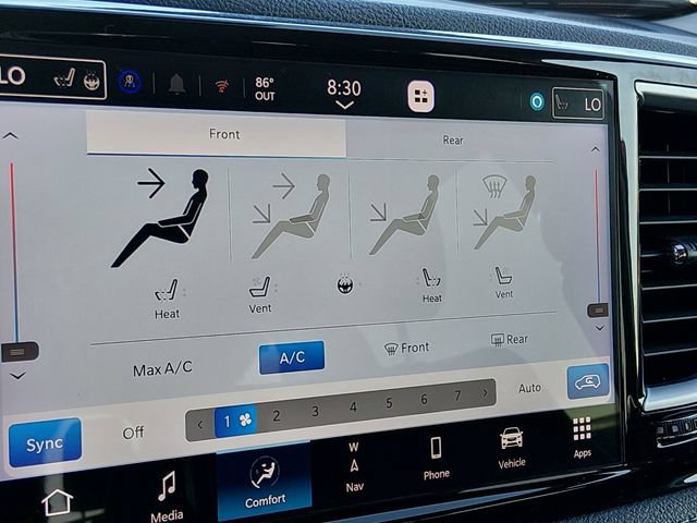 Used 2023 Chrysler Pacifica Limited FWD image 19