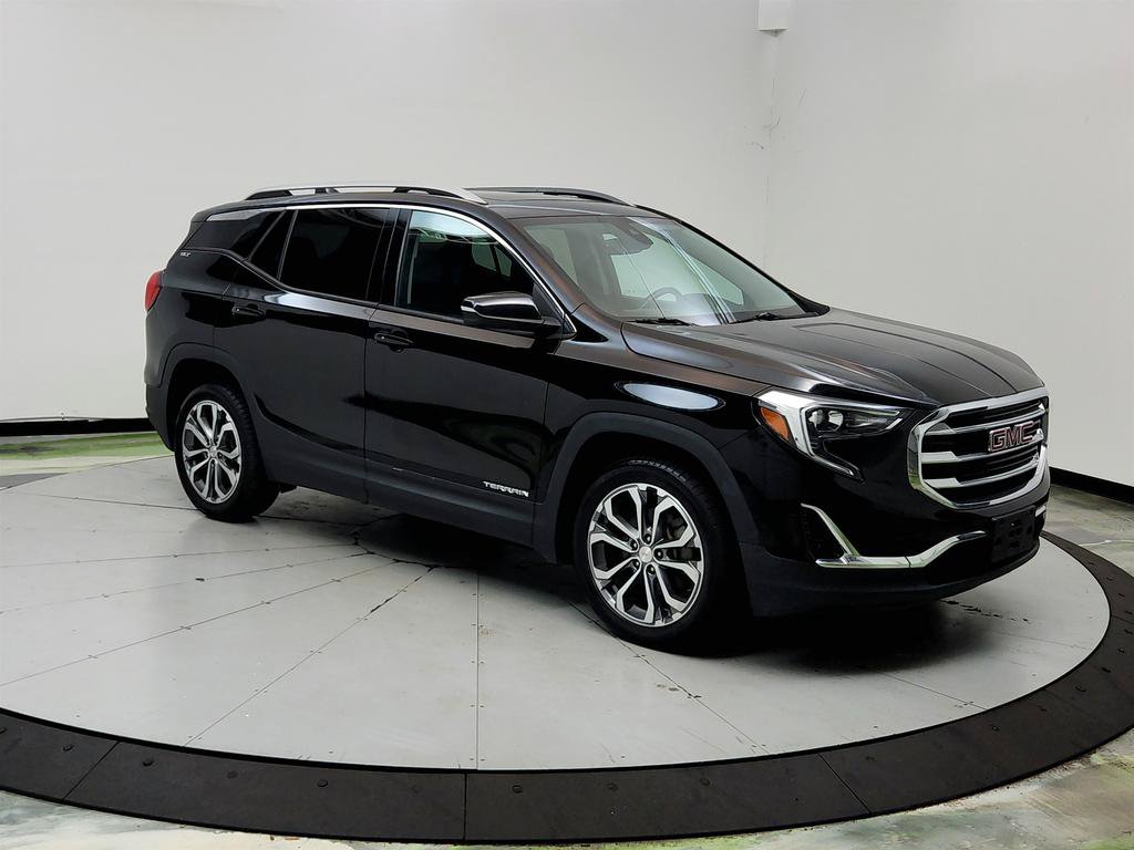Used 2020 GMC Terrain SLT w/ GMC Pro Grade Package AWD/4WD image 3