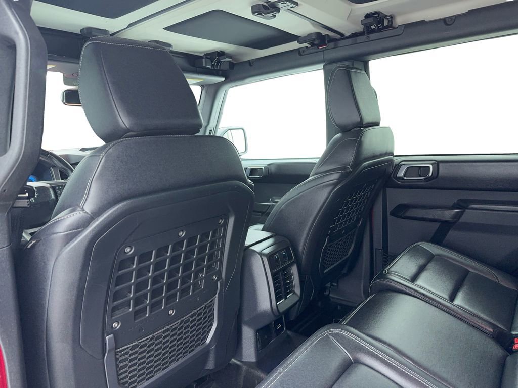 Used 2025 Ford Bronco Badlands image 40