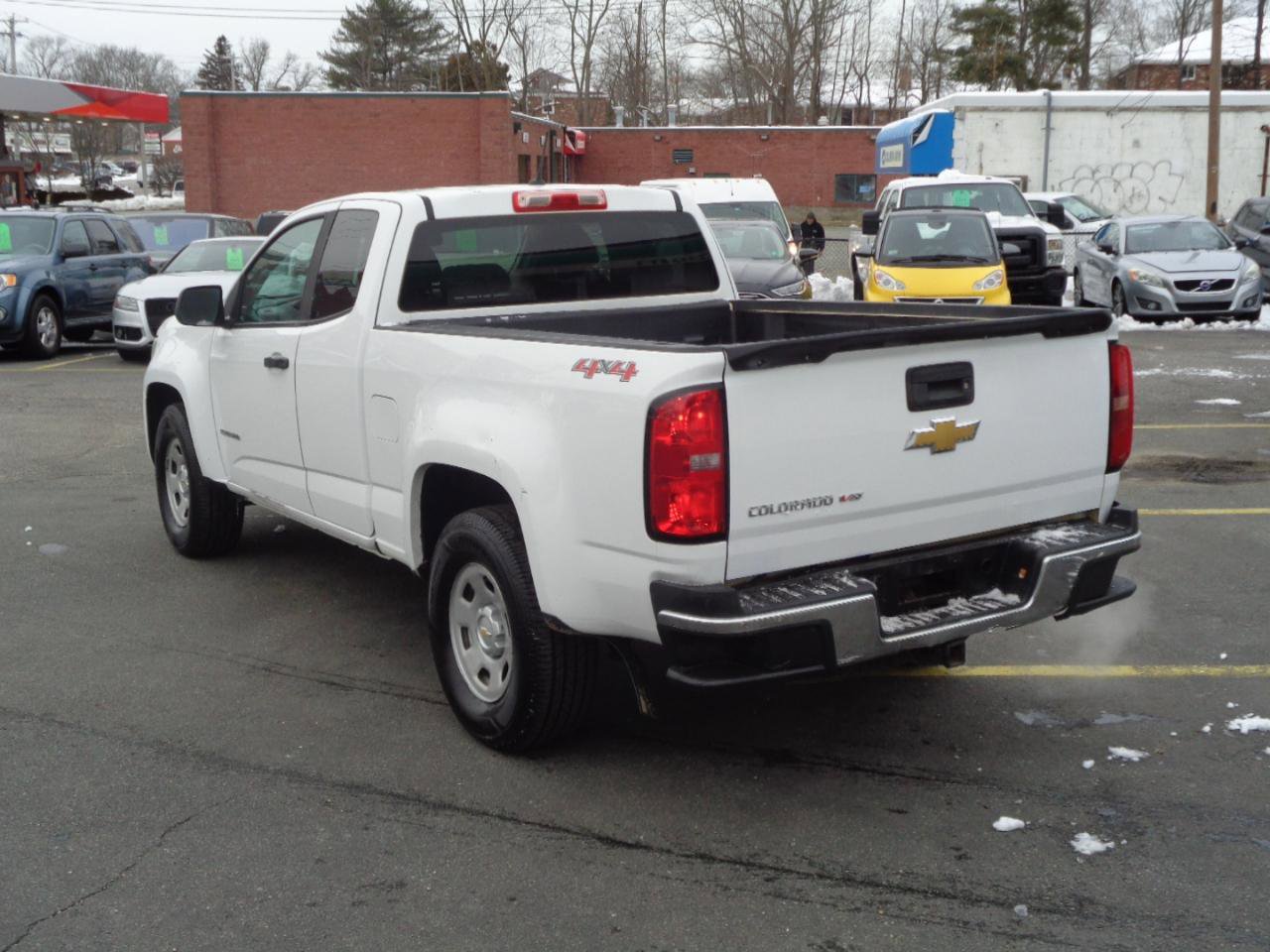 Used 2018 Chevrolet Colorado W/T w/ WT Convenience Package image 3