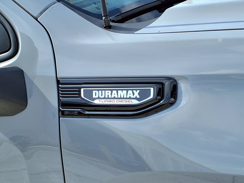 Used 2024 GMC Sierra 1500 Elevation RWD image 8